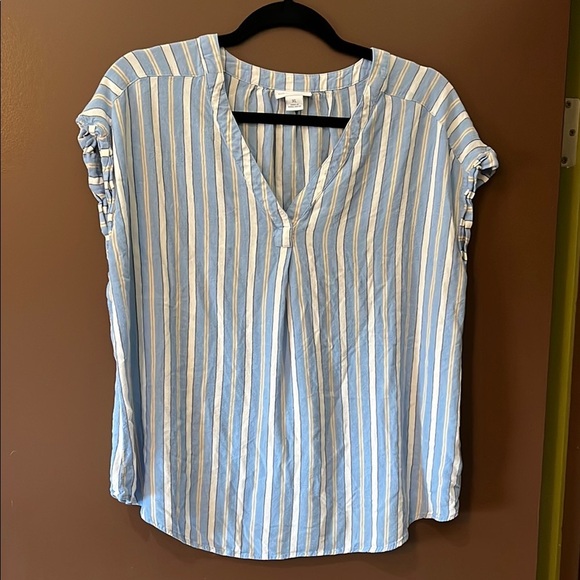 Liz Claiborne Tops - Liz Claiborne Striped V-Neck Cap Sleeve Blouse